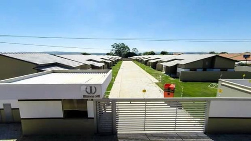 Imagem 1 de 11 de Casa De 2 Quartos Em Senador Canedo