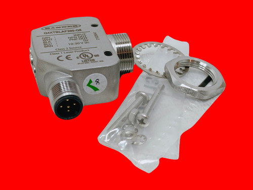 Q4xtblaf300-q8 Banner Laser Distance Sensor 10-30vdc Pnp/npn