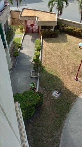 Imagen 11 de 13 de Se Alquila Apto 82m2 Tanaguarenas