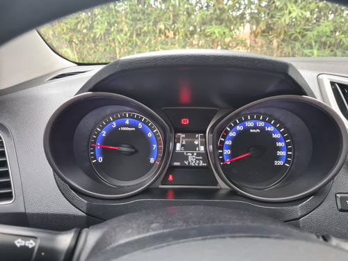 Imagem 5 de 7 de Hyundai Hb20 1.0 Comfort Plus Flex 5p