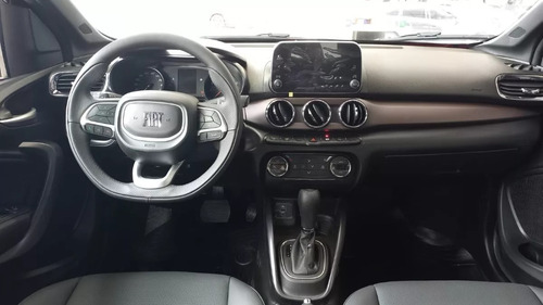 Imagen 22 de 25 de Fiat Cronos Precision Cvt Excelente