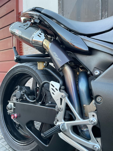 Yamaha R1
