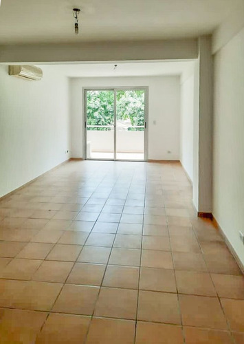 Imagen 9 de 13 de Departamento 3 Ambientes En Excelente Ubicación