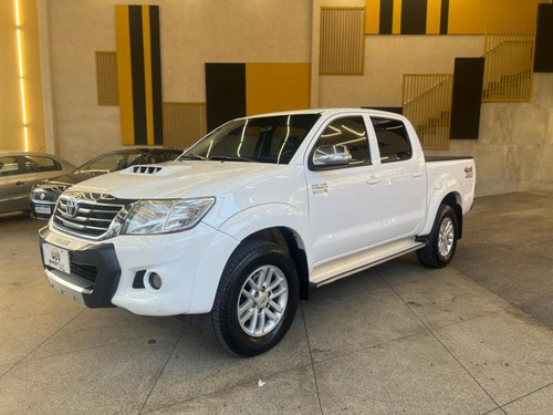 Toyota Hilux Cd 4x4 Srv