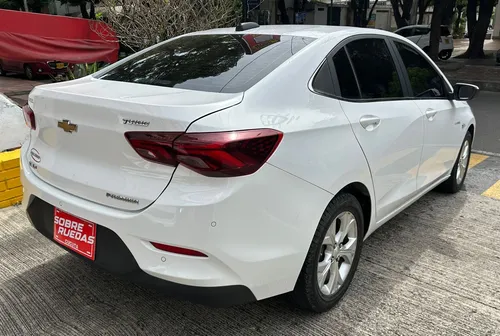 Chevrolet Onix 1.0T Premier Sedan At