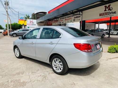 Imagen 3 de 10 de Chevrolet Aveo 2019