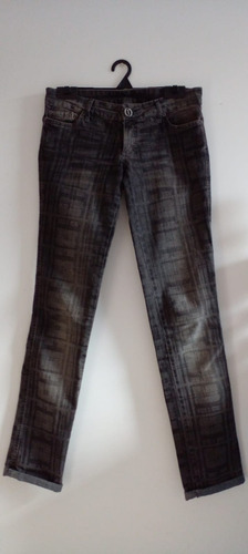 Jean Ossira T27 De Mujer Negro Con Diseño Gris - Divino!!!