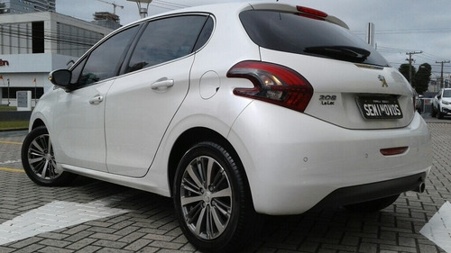 Peugeot 208 2016/2017 4426