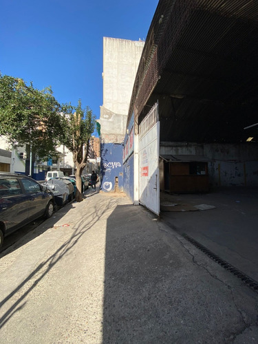 Imagen 2 de 7 de Alquiler Galpón 300 Mts. - Centro.
