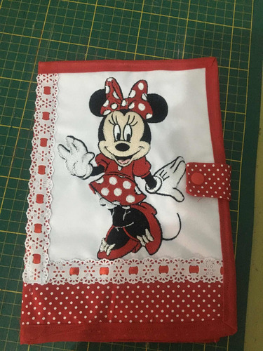 Imagem 1 de 5 de Capinha De Caderneta Infantil, Personalizada.