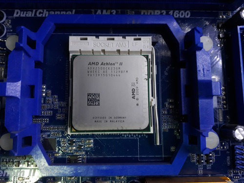 Combo Mother, Micro Y Memoria Asrock N68-vs3 Ucc Amd Azul (Usado)