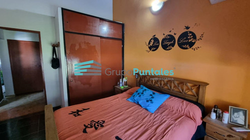 Casaquinta En Barrio La Union, A Mts De El Trebol, Con 3 Dormitorios Y Piscina