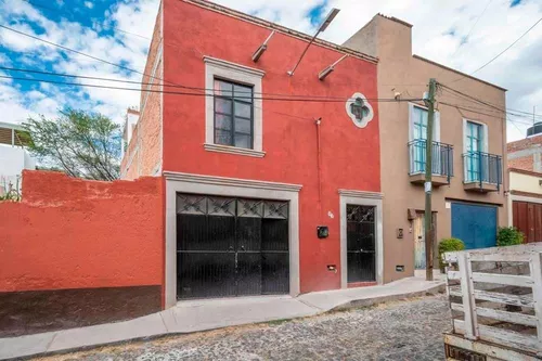 Casa En Venta, San Miguel De Allende, 2 Recamaras. Sma4571 | Metros Cúbicos