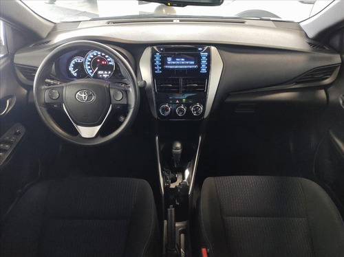 Imagem 13 de 14 de Yaris 1.3 16v Flex Xl Multidrive