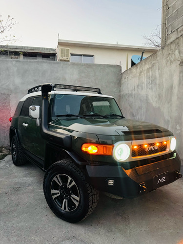 Toyota Fj Cruiser 3p Premium Aa Ee Ra Abs 4x4 At