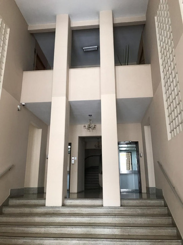 Imagem 8 de 9 de Apto Sé | 2 Quartos | 100 M² | Cond: R$600.00 | 0 Vagas - 1gy4cmq