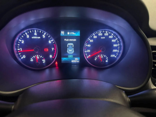 Kia Stonic VIBRANT HÍBRIDO 1.0 MT 6AB ABS 4X2