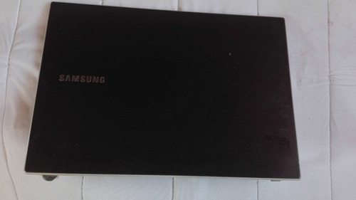Carcasa De Pantalla + Bisagras Samsung Np300v4a Garantia