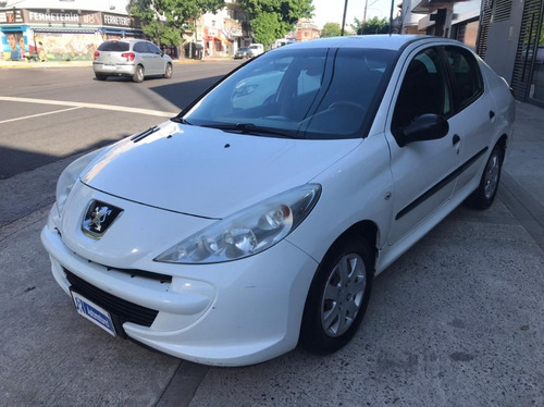 Peugeot 207 Compact Activ Aa+dir 1.4