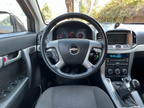 Imagen 14 de 25 de Chevrolet Captiva Diesel 2.2 Ls 2015 3 Corridas De Asientos