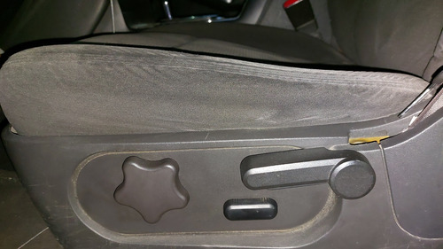 Ford Explorer 4.0 XLT BASE 4X2 V6 TELA AT