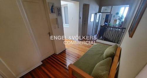 Casa Hostal En Venta De 17 Dorm. En Santiago