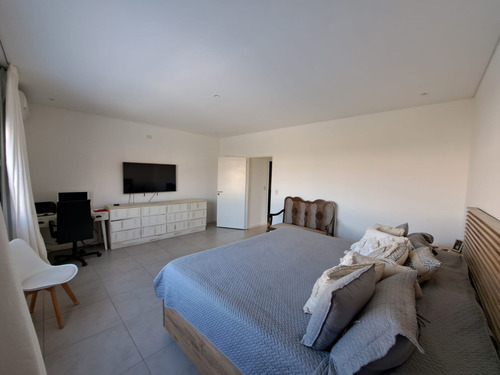 Imagen 17 de 30 de Venta Casa Lote Interno Tipas Nordelta Pileta