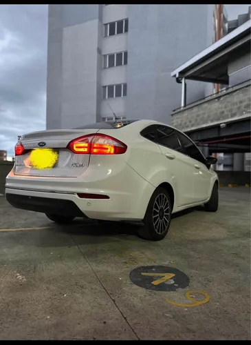 Ford Fiesta 1.6 Titanium Mt