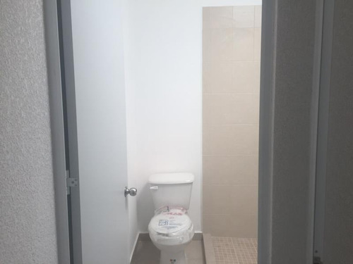 Imagen 8 de 9 de Casa Sola En Venta Lomas De La Plata