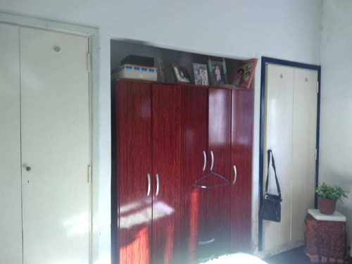 Imagen 6 de 14 de Casa A Media Cuadra De Alsina!