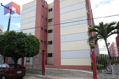 Apartamento À Venda No Tabapuá Em Caucaia/ce - 317