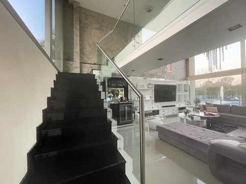 Imagen 23 de 30 de Casa 5 Ambientes Lote 1028 M² - 320 M² Cub. - Detalles De Categoría - Barrio Privado San Patricio