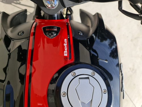 Imagen 11 de 14 de Tvs Rtr 200