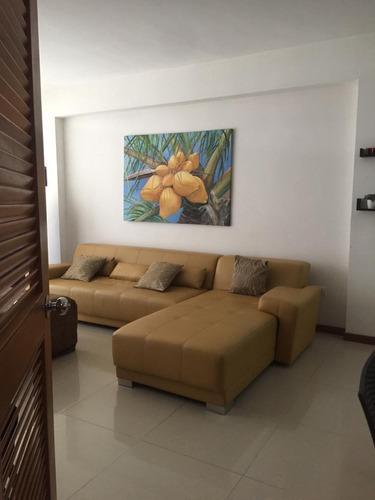 Imagen 4 de 14 de Alquiler Vacacional Moderno Apartamento. Costa Azul.