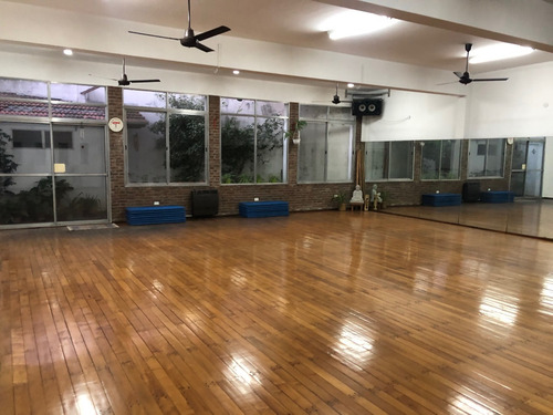 Propiedad Comercial Con Vivienda En Venta Martinez