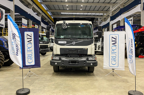 Caminhão Volvo Vmx 290 6x4 Com Caçamba Convencional 16