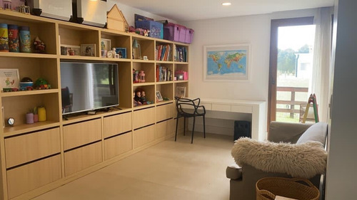 Casa En Venta - 5 Ambientes - La Herradura Pinamar