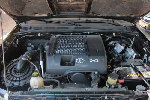 Toyota Hilux Caminhonete 3.0 16V 4P 4X4 SRV TURBO DIESEL CABINE DUPLA AUTOMÁTICO