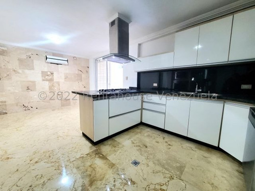Imagen 6 de 30 de A Estrenar! Lujoso Townhouse Amoblado Resd. Cantarrana Suites Maracay 23-8741 Ejc 04243439046
