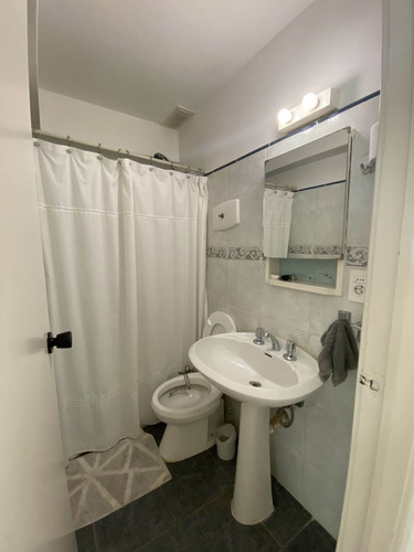 Venta De Apartamento 3 Dormitorios. Península
