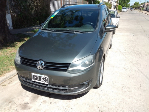 Volkswagen Suran 1.6 Highline 101cv 11c 2012