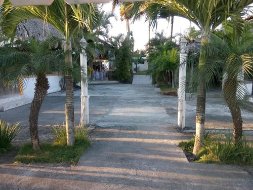 Local Comercial Renta 1600 M² Cerca Playa Tuxpan Veracruz