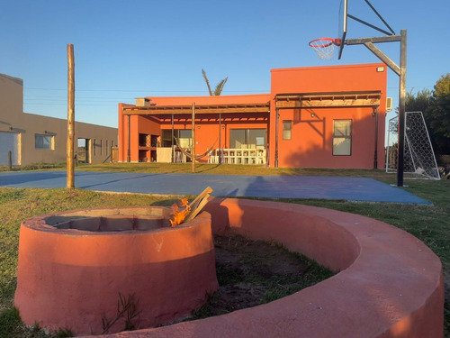 Casa En Venta Barrio Cerrado Costa Atlantica A Solo 3 Cuadras De La Playa 15 Personas Km 314 Casas De Mar (no Costa Esmeralda Villa Robles Northbeach Pinamar Costa Del Este Ostende Valeria Gesell