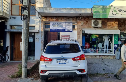 ! Oportunidad En Piriapolis, Local Con Vivienda Sobre Calle Tucuman !