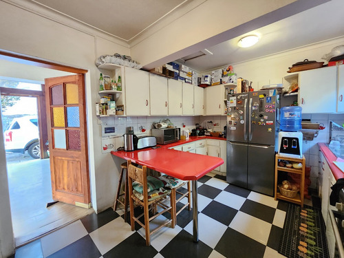 Plaza Ñuñoa | 4d | 3b | 3 Est | 435m2 Terr. | Bajo Tasación