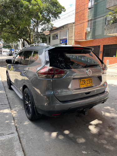 Nissan X-Trail 2.5 Exclusive