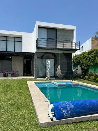 Casa En Venta En Fraccionamiento Lomas De Cocoyoc