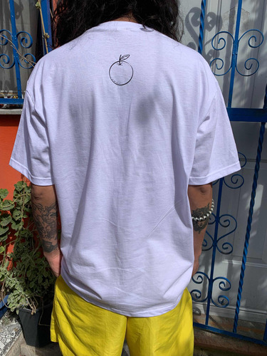 Playera Estampada En Serigrafía De Flor