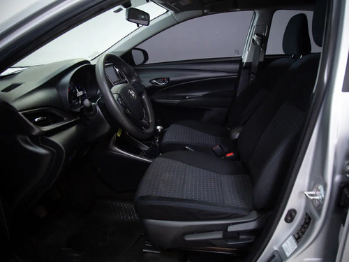 Toyota Yaris 1.5 Sedan Gli E Mt 2022