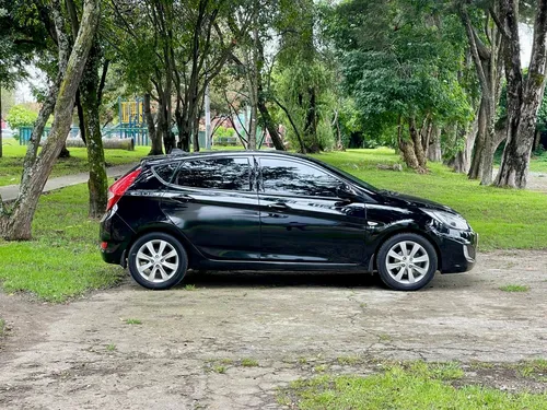 Hyundai Accent 1.6l 5 p